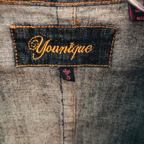 Small Younique Denim Blazer - Picture 2 of 4